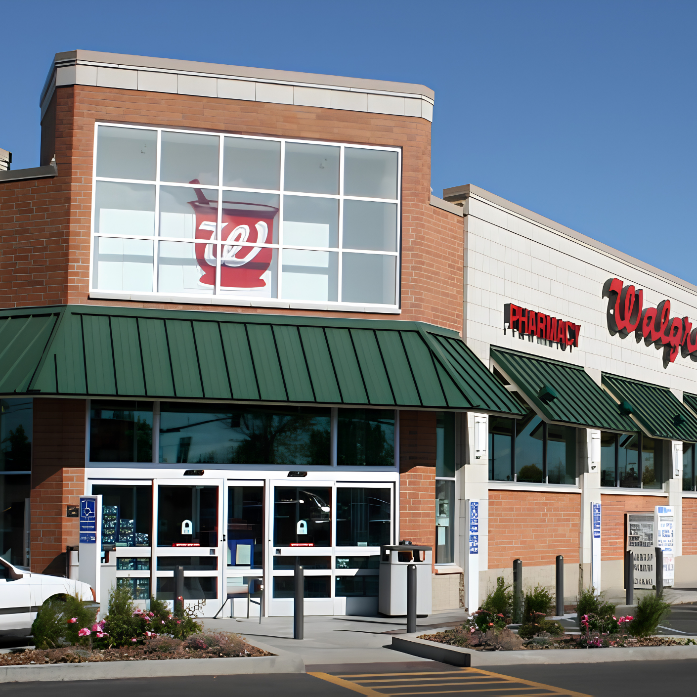Walgreens _ CA-WA-AZ-TX _ Various Sizes _ Retail_Pharmacy